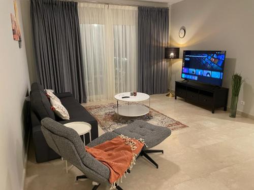 New Cairo Apartment | Panoramic 2 Bedroom/3 Bathroom MiVida by EMAAR