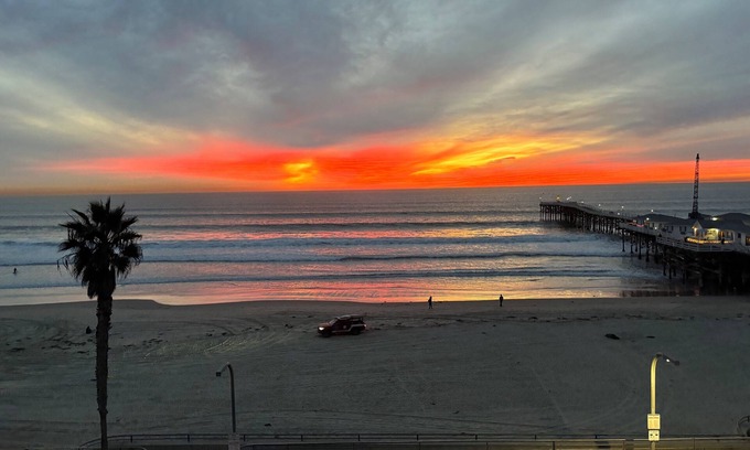Pacific Beach Condo | Panoramic Oceanfront Views - Penthouse