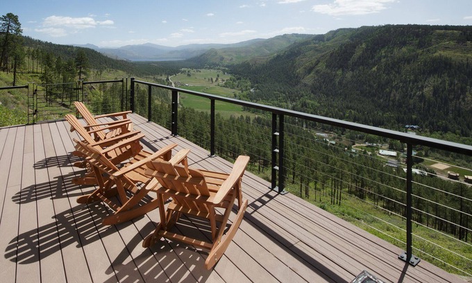 Bayfield House | Panoramic Valley Retreat | Exec Home w/Deck, Lake Views, Game Room - 30+