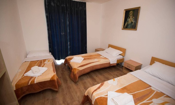 Medjugorje House | Pansion Kordić - Triple Room with Balcony
