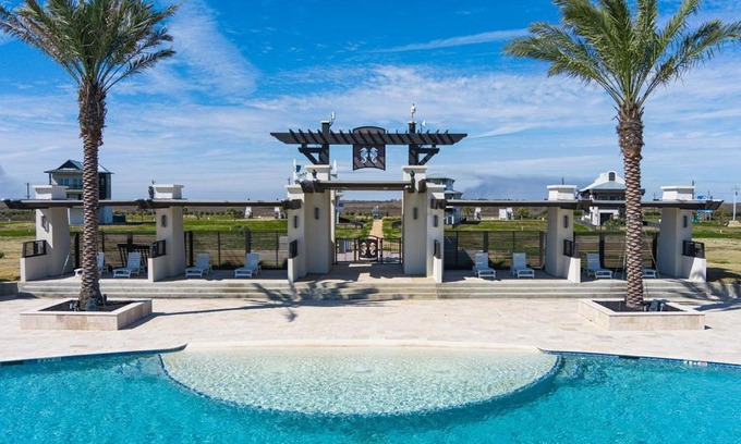 Port Bolivar House | Paradise By The Sea home