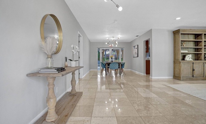 Emerald Hills House | Paradise Garden Retreat near Hard Rock + Heated Pool + BBQ