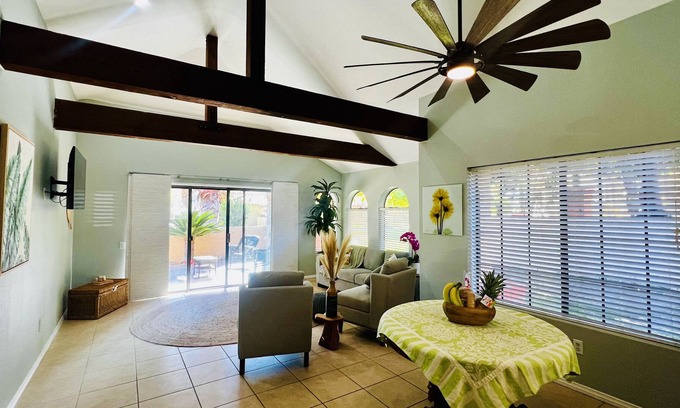 Araby Condo | Paradise in Palm Springs!