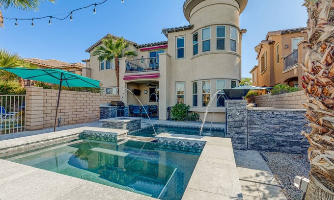 Terra Lago Villa | Paradise on a Lake/Private Pool and Spa