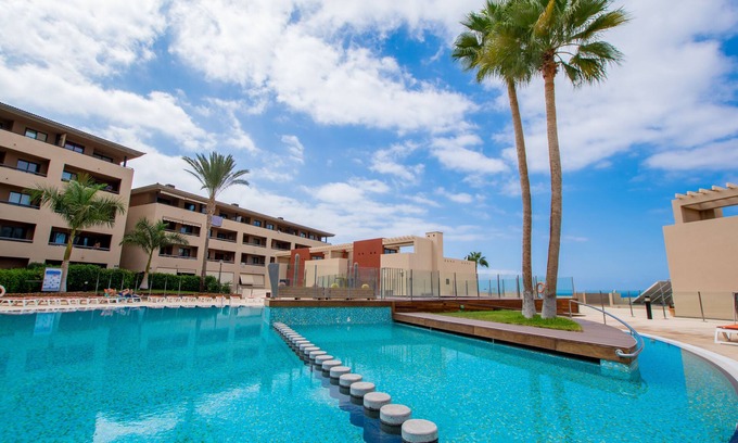 Playa Paraiso Apartment | Paraiso Pool and Sea View