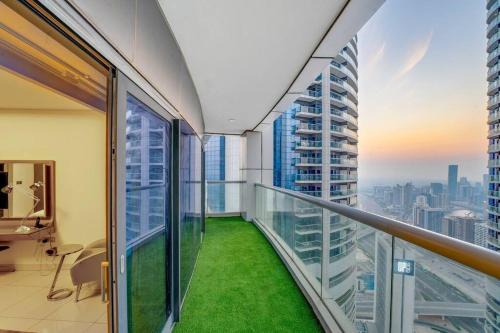 Business Bay Apartment | Paramount Hotel flat with Amazing Burj Khalifa View
