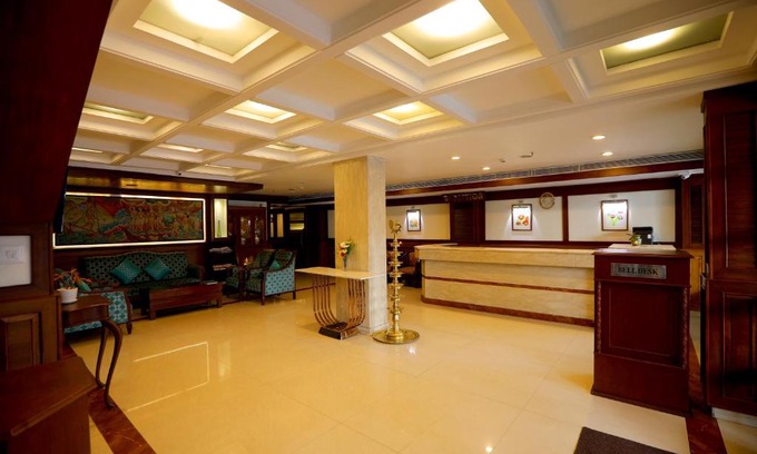 Muvattupuzha Hotel | Paray Residency