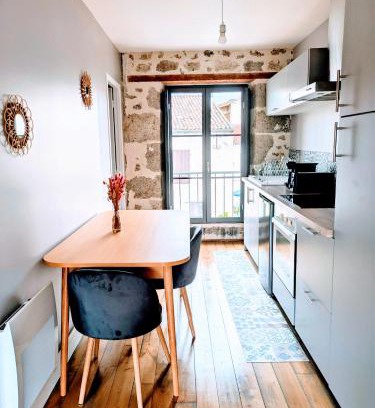 Nerac Apartment | Parenthèse au jardin du Roy