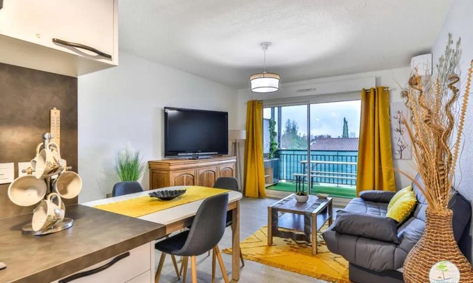 Parentis-en-Born Apartment | Parentis en Born Appartement avec balcon pour 4 personnes