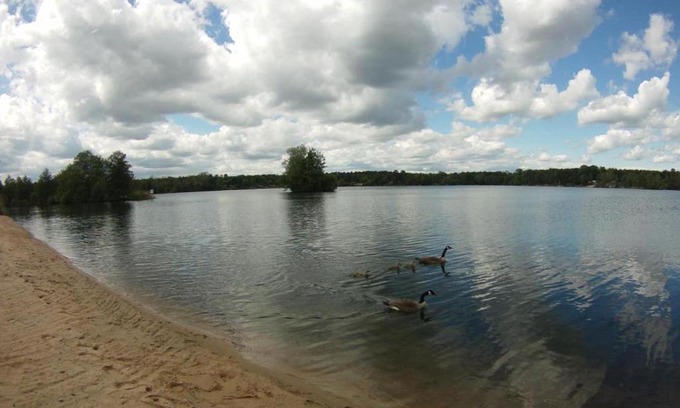 Kahl Apartment | PARIS - Haus am See mit Sandstrand & Seeblick nahe Rhein-Main und Spessart