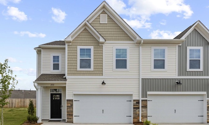 Greer House | Park Place Townes: Pet-Friendly Monthly Rental