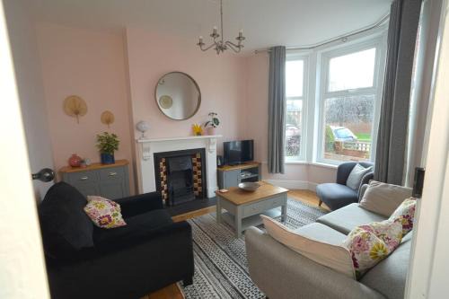 Exeter House | Parkside View, Exeter