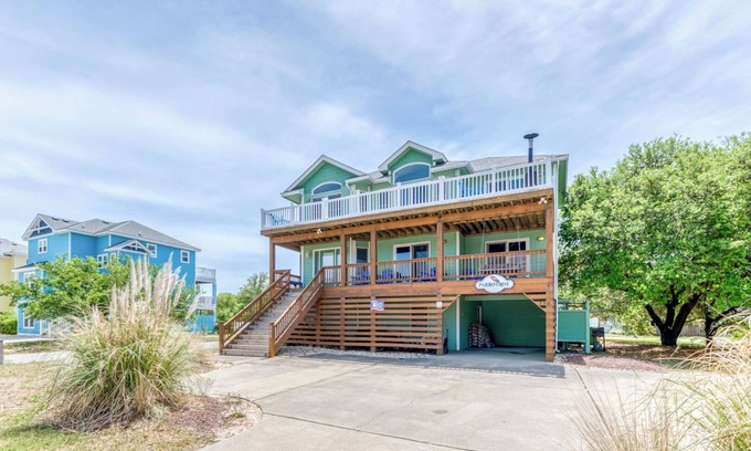 Corolla House | Parrotdise 7 bedroom home at Ocean Sands