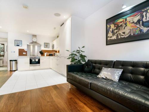 Cathedral Quarter Apartment | Pass the Keys Cathedral Quarter City Centre Walk Everywhere