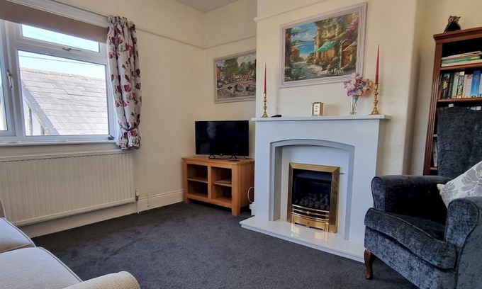 Kingsteignton Apartment | Pass the Keys | Cosy 1 bed annexe in Devon with parking