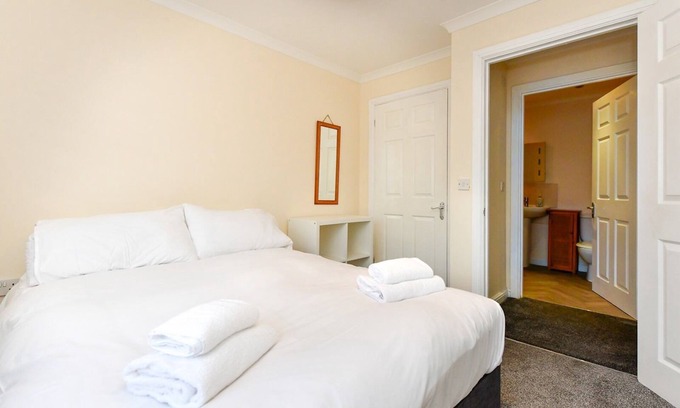 Adamsdown Apartment | Pass the Keys | Perfectly located 1 bed flat