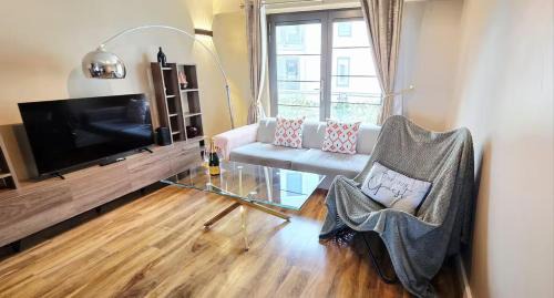 Nottingham Apartment | Pass the Keys Serenity Cottage A Cosy Retreat in Nottingham