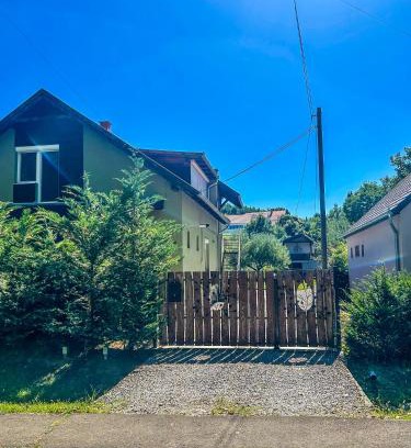 Orfu Apartment | PatakLak Vendégház