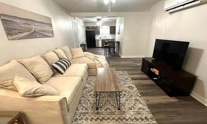 Etna House | Pataskala Updated 3 Bed Ranch