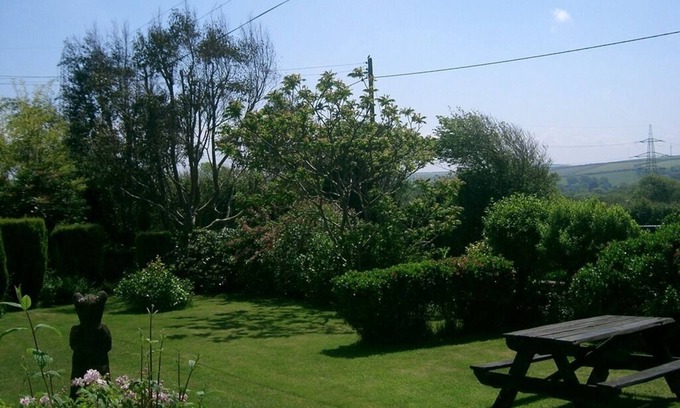 St Teath Bed & Breakfast | Paths End