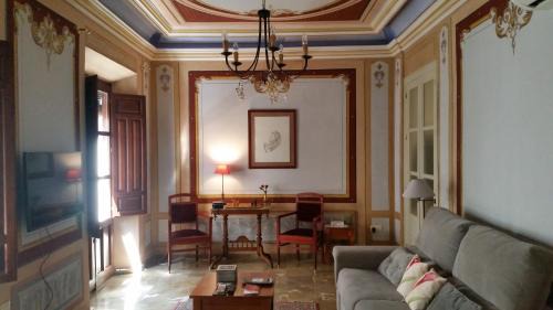 Centro - Sagrario Apartment | Patio San Jerónimo Casa de Arte