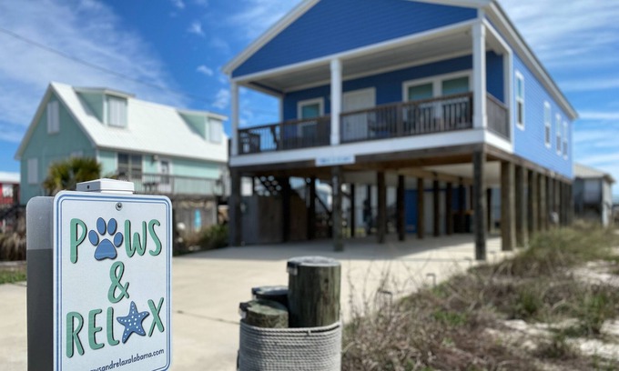Fort Morgan House | Paws & Relax w/Dual King Suites, Stunning Views, & Updates Galore-Dog-Friendly