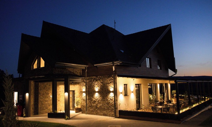Sremski Karlovci House | Pećina Stroga - Bjelica Winery Rooms