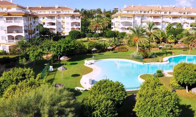 Marbella Apartment | Peaceful Apartment in Marbella with Veranda