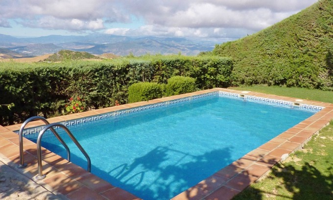 La Joya Cottage | Peaceful Cottage in La Joya with Private Pool