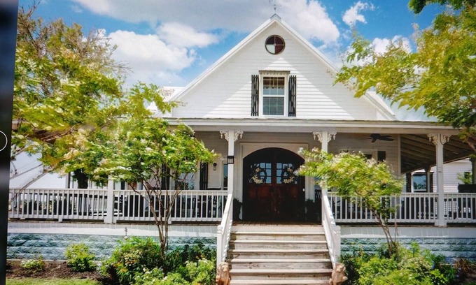 Fayetteville House | Peaceful country home!