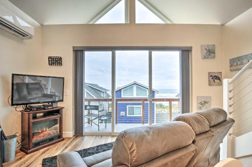 Yachats Apartment | Peaceful Fall Escape Oregon Home with Ocean View
