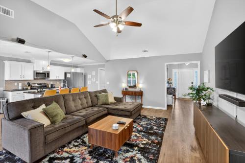 Langley House | Peaceful Family Retreat Near Augusta home