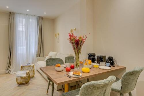 Porte-Saint-Martin Apartment | Peaceful Getaway near Marais - with AC
