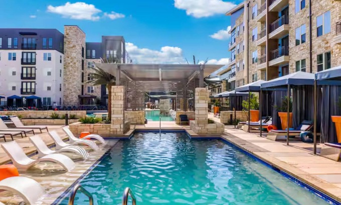 Addison Apartment | Peaceful Hideaway W/Pool, Gym & Free parking