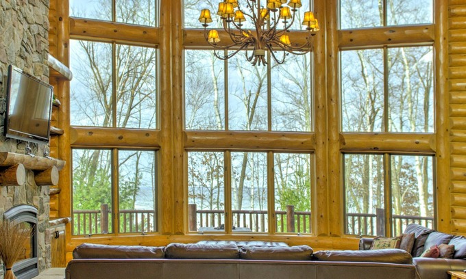 Mauston House | Peaceful LARGE lakefront property on Castle Rock Lake near WI Dells