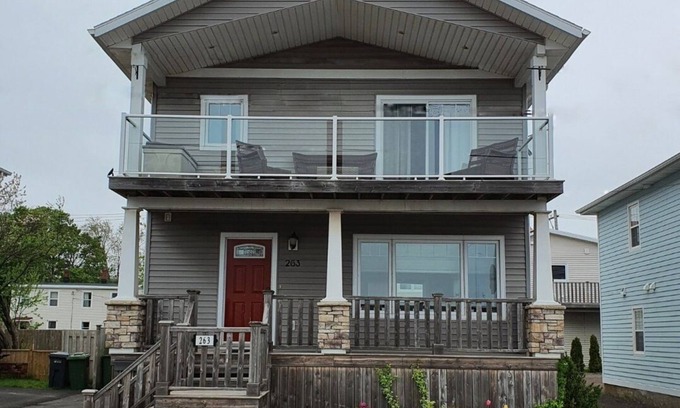 Charlottetown House | Peaceful Water View House!