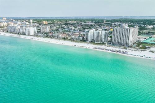 Destin Apartment | Pelican Beach 209 Best Day Ever