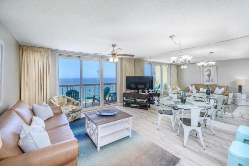 Destin Apartment | Pelican Beach Resort 2006