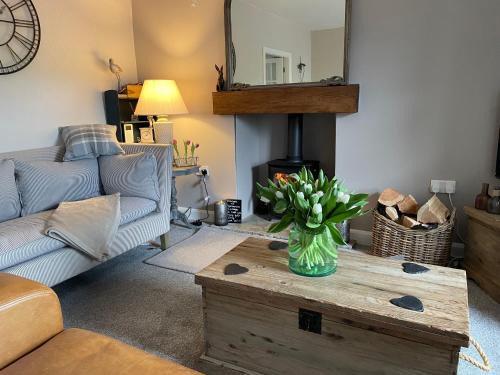 Ingleton House | Pemberton cottage