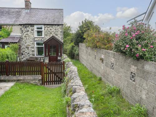 Bangor House | Pen Dinas