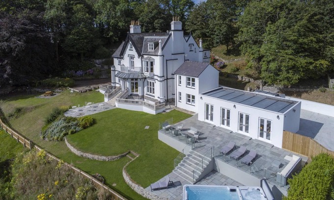 Penally Other | Penally Manor - Luxurious Manor House - Tenby
