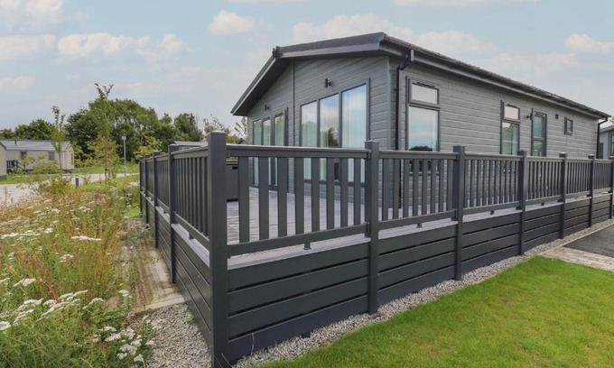 Fowey House | Penmarlam Lodge Retreat 5