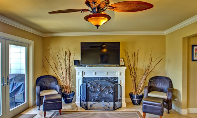 Pensacola Beach House | Pensacola Beach Secret, Luxurious Island Townhome, 3BR/2.5b
