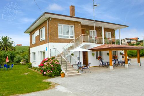 Alfoz de Lloredo House | Pensión Isabel