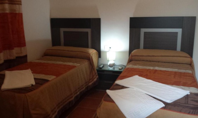 Nervion House | Pension Gran Plaza