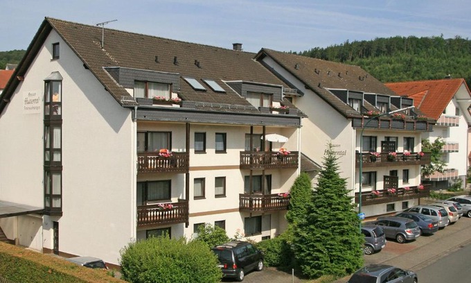 Bad Soden-Salmuenster Apartment | Pension Huttental