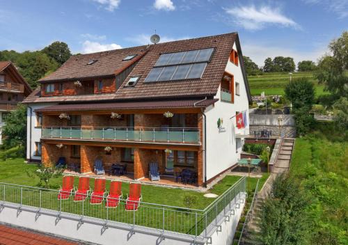 Lenzkirch House | Pension Waldwinkel