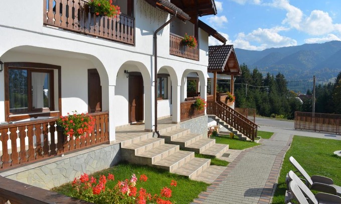 Bistrita Bargaului House | Pensiunea Encian