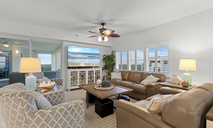 New Smyrna Beach Condo | ☀️ Penthouse- FAB Ocean Views- Oceanwalk 11-605 🌊