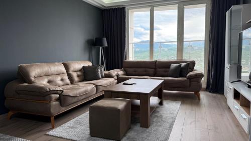 Skopje Region Apartment | Penthouse Views-Free Pool & Spa